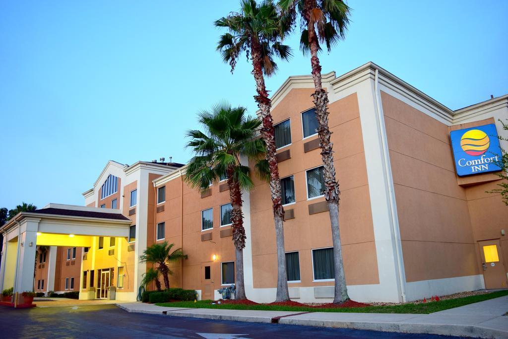 Comfort Inn & Suites Deland - Near University Exterior foto